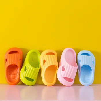 Pantuflas Talpă Moale Pentru Copii Papuci De Casă 2023 Vara Noi Baiat/Fata Sandale Acasă Pantofi Platforma Baie, Papuci De Casă Mijlocii Copil Mare Shoes슬리퍼